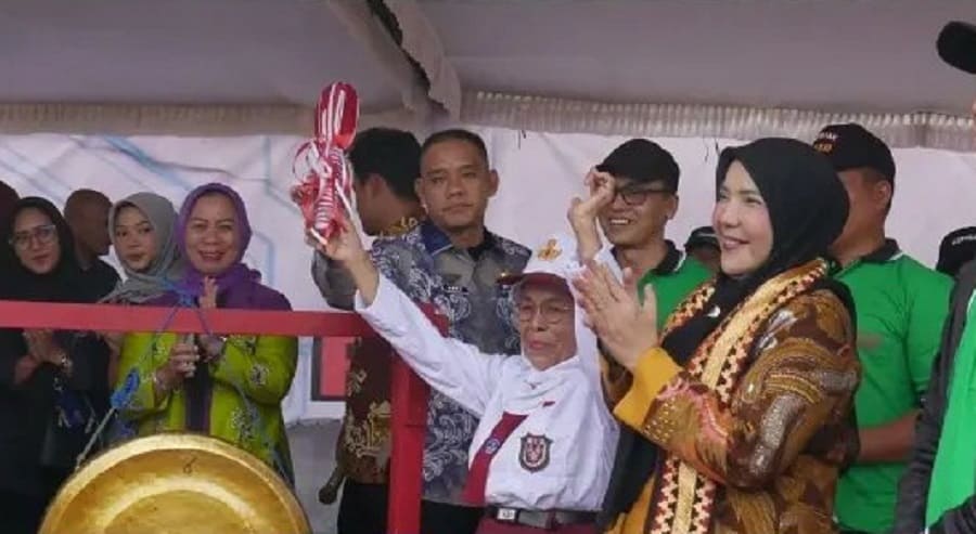 Walikota Buka Porcam Kemiling di Lapangan Kalpataru
