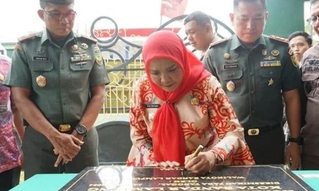 Walikota Eva Dwiana Resmikan Rumah Dinas Dandim 0410 KBL