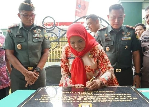 Walikota Eva Dwiana Resmikan Rumah Dinas Dandim 0410 KBL