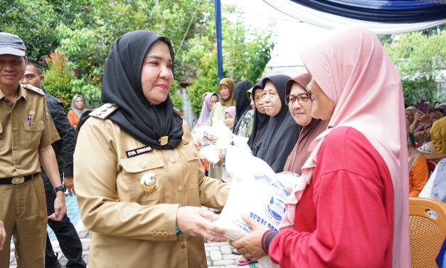 Pemerintah Kota Bandar Lampung Distribusikan Bantuan Beras untuk Kesejahteraan Keluarga