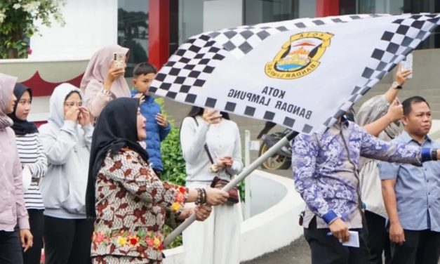 Walikota Bandar Lampung Hj Eva Dwiana Menghadiri Acara Melepas Peserta Wisata Rohani Tahun 2025 oleh Pemerintah Kota Bandar Lampung